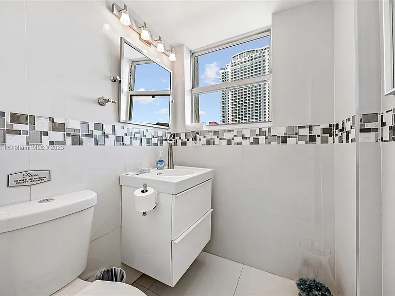 4001 S Ocean Dr #2 — Photo 21