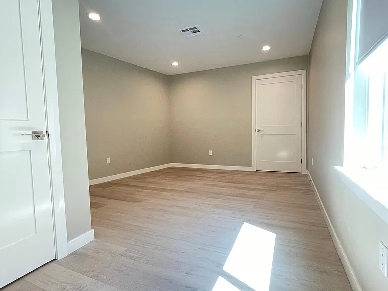 4251 E Live Oak Ave #12 — Photo 11