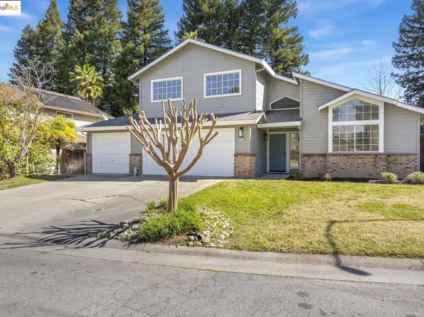 4128 Briarhollow Ct, Fair Oaks, CA 95628