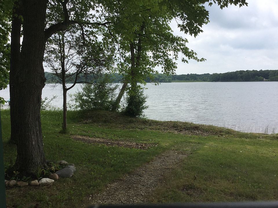 1st image of 3476 Pleasant Dr