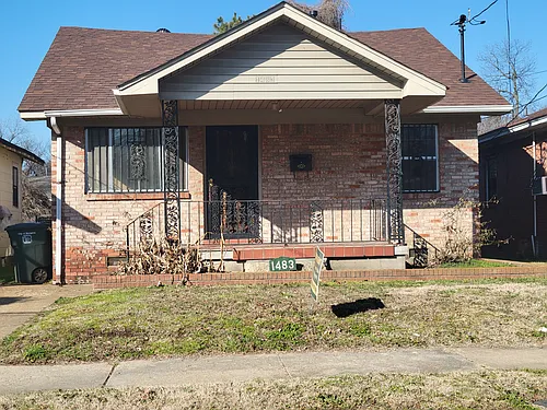 1483 Boxwood St Photo 1