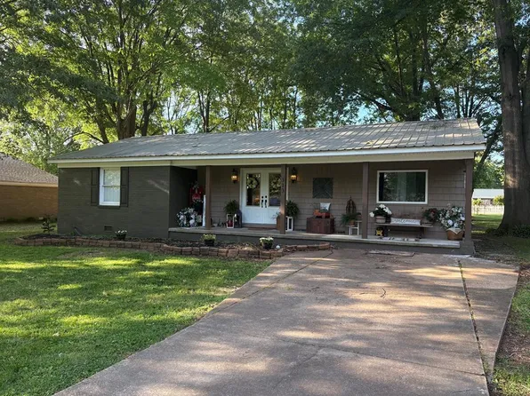 313 Midland St, Gleason, TN 38229