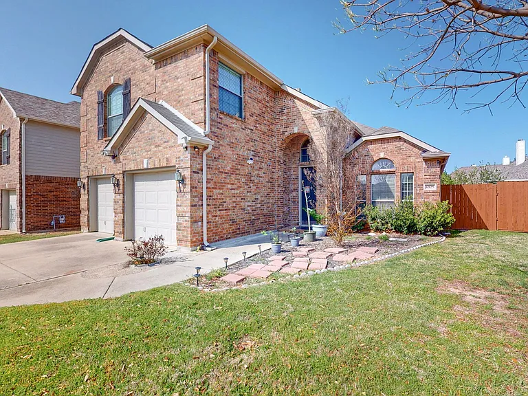 6925 Cattle Dr — Photo 37