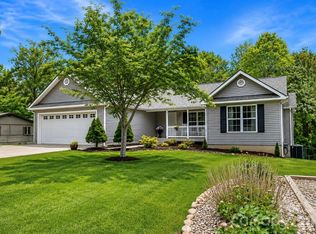 152 Joe Jenkins Rd, Fairview, NC 28730