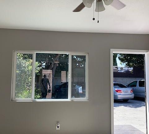 4th image of 6102 1/2 Clara St