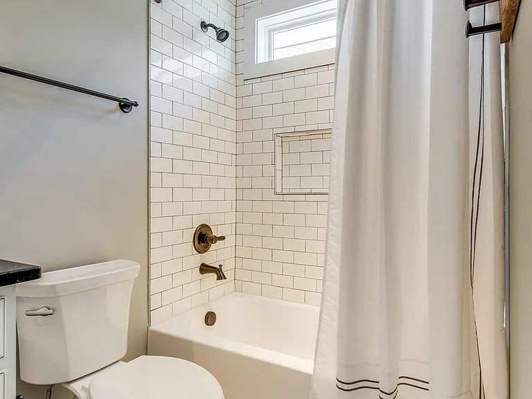 1701 Allison Pl — Photo 38
