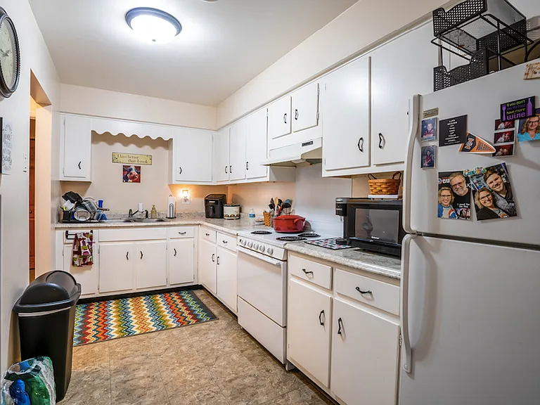 500 Indiana Ave #1 — Photo 6