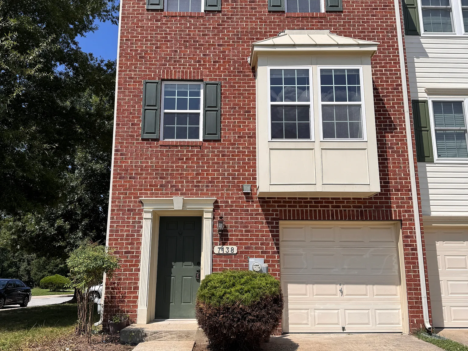 3 bed, 2.5 bath, 2312 sqft, $2,900 — Photo 1