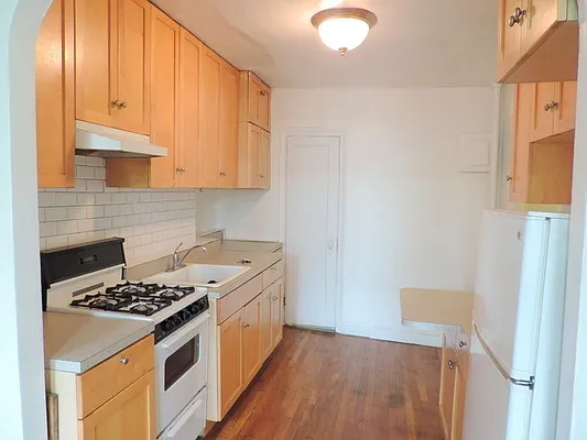 Rented by J Misrahi Realty Corp | media 19