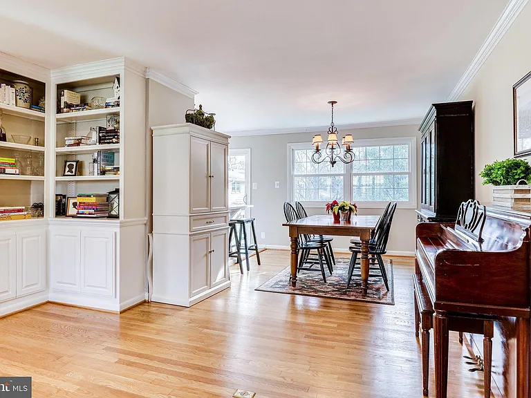 6519 Engel Dr — Photo 13