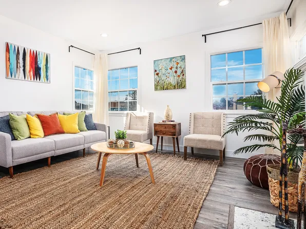 5712 Alviso Ave, Los Angeles, CA 90043