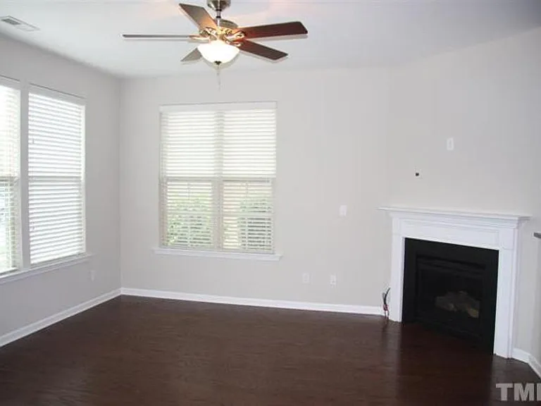 1536 Alemany St — Photo 5