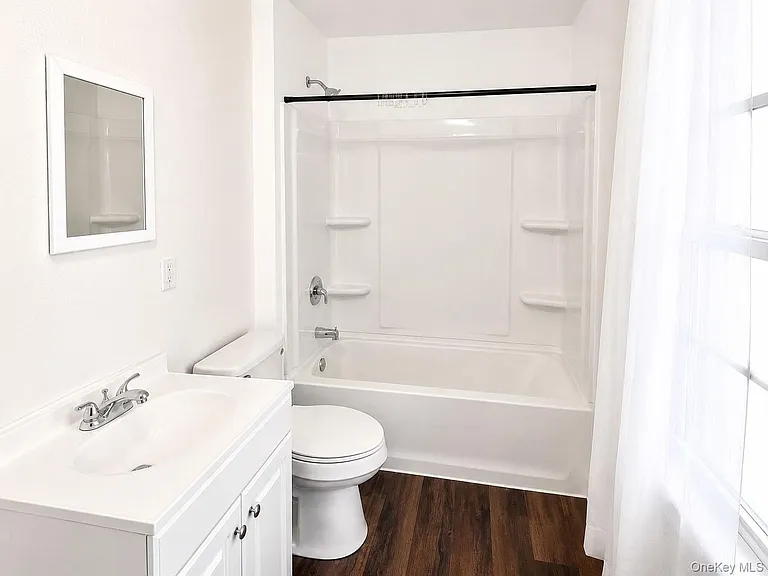 115 Vineyard Ave #B — Photo 10