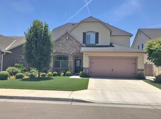 6216 E Pontiac Way, Fresno, CA
