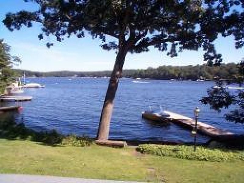1st image of 5 Wildwood Shores Dr