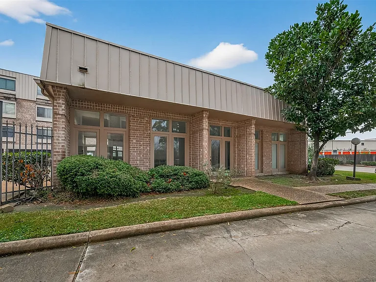 2211 S Braeswood Blvd #23C — Photo 30