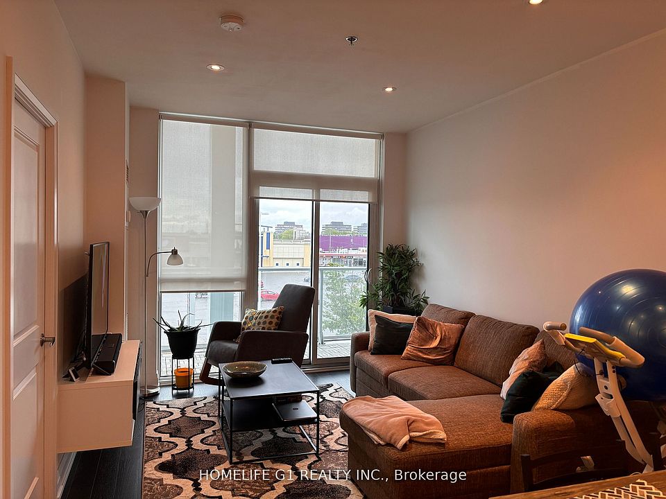 1st image of 65 Speers Rd Unit 318