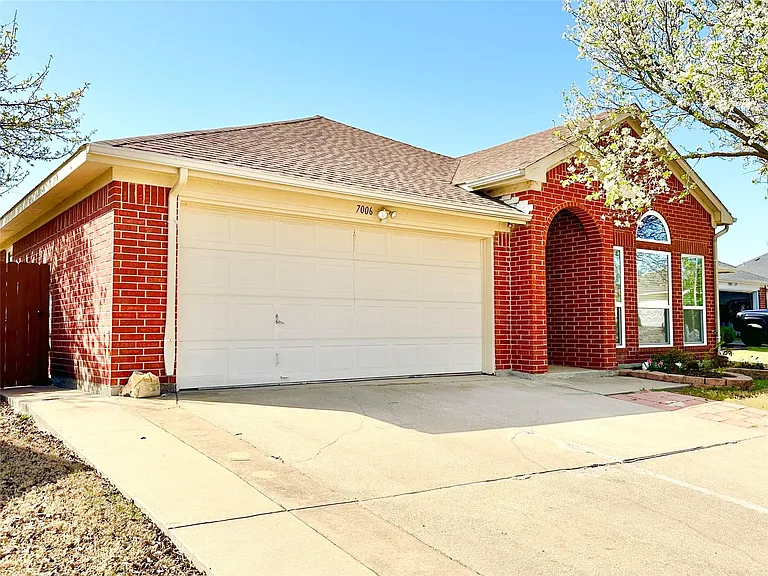 7006 Pickford Ct — Photo 2