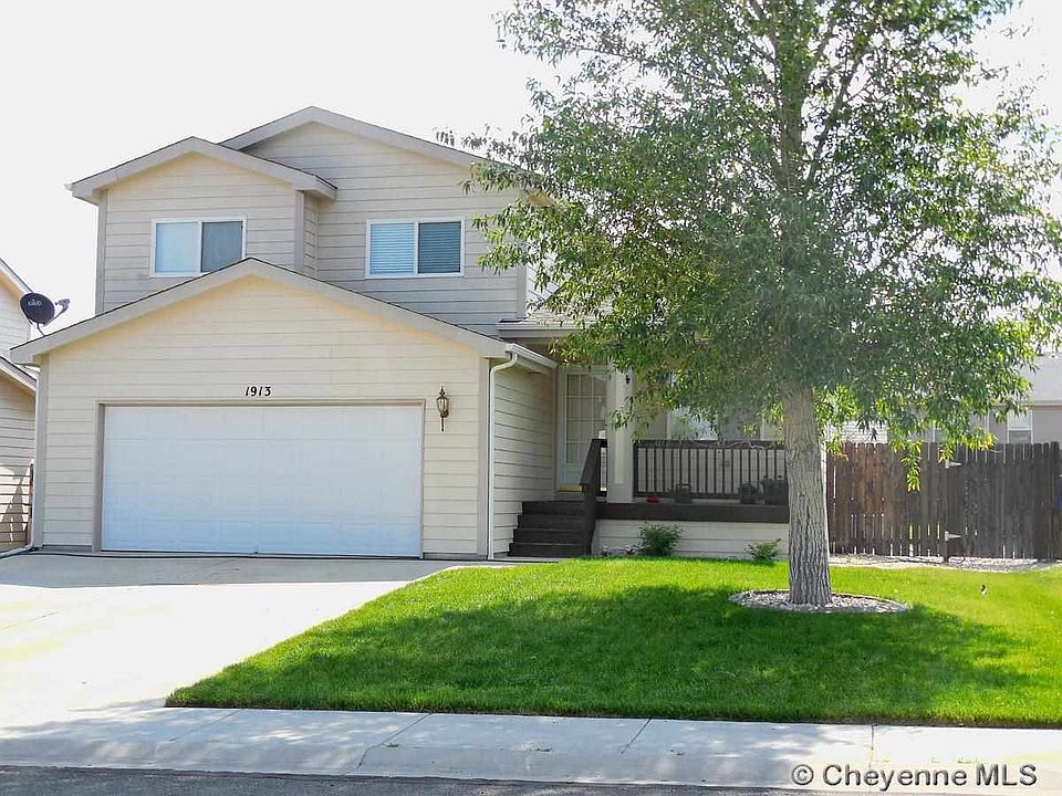 1st image of 1913 Appaloosa Dr