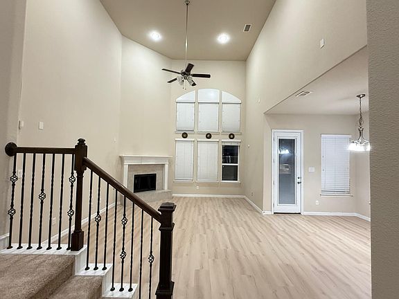 5th image of 6112 Eldridge Ln