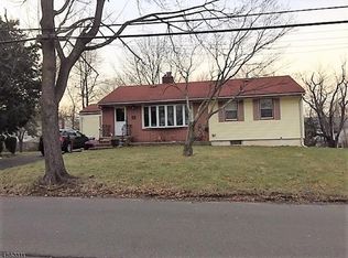 8 Crestmont Rd, West Orange, NJ 07052