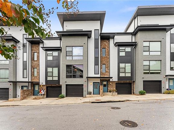 2nd image of 53 Moda Ln