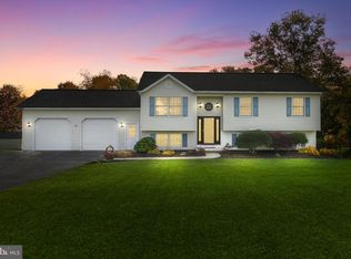 6116 Gardner Rd, Spring Grove, PA 17362