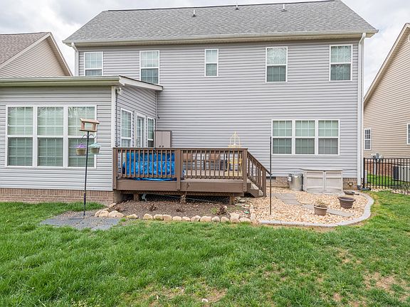 3rd image of 2842 Fern Leaf Ln