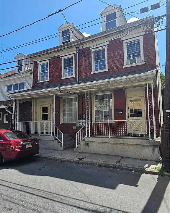 254 Cedar St #1