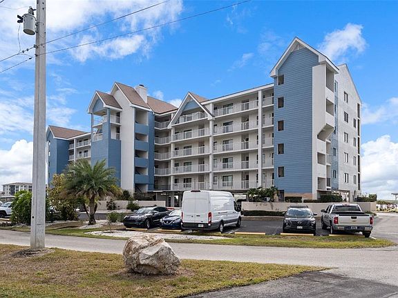 4th image of 4620 Bay Blvd APT 1158