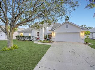 985 Fish Island Pl, Saint Augustine, FL 32080