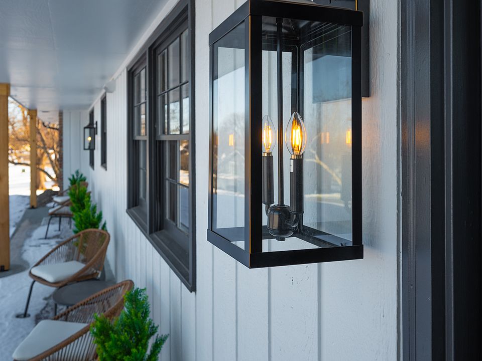 Covered front porch with great views across the street of Lake Sherwood