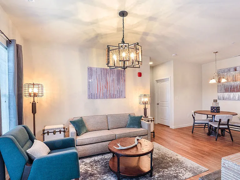 Aventura at Maryland Oaks — Photo 6