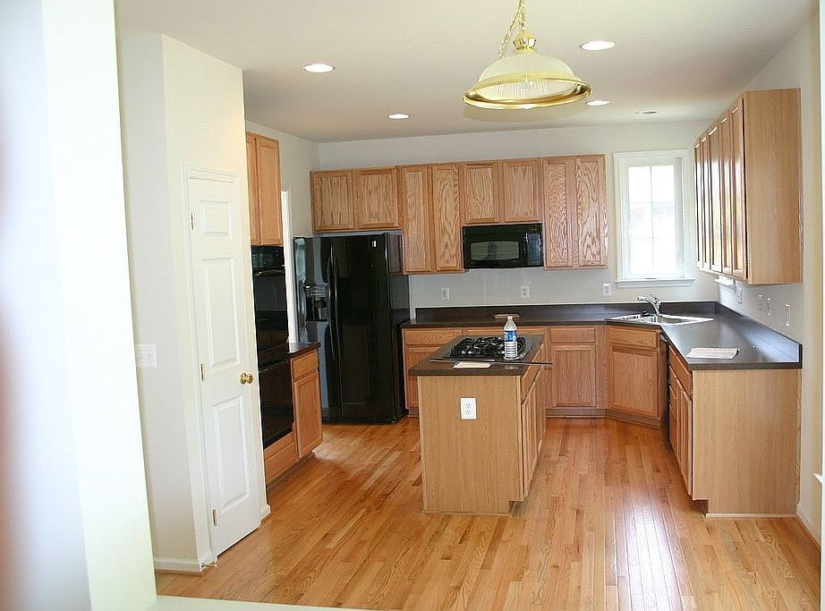 2nd image of 18975 Rosings Way