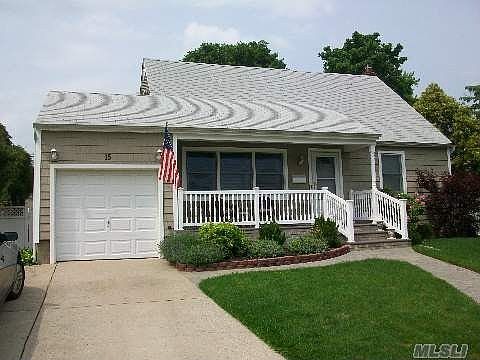 1st image of 15 Copeland Pl