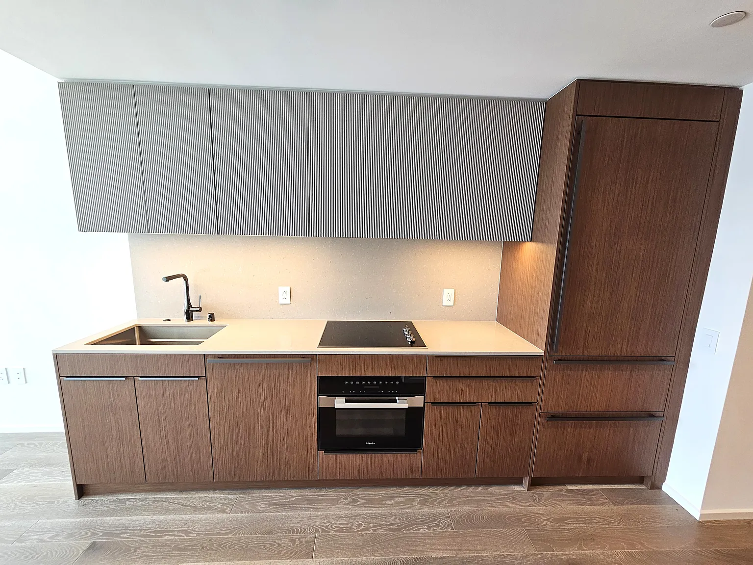 Studio, 439 sqft, $3,200 — Photo 4