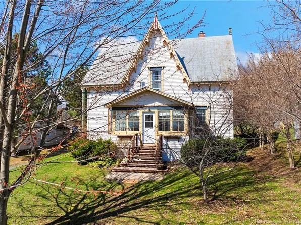 25 Tilley Rd, Gagetown, NB E5M 1A7