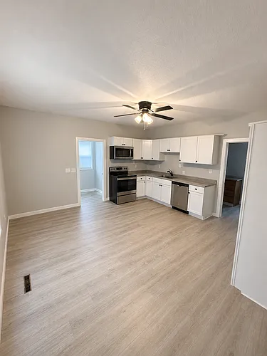 713 N Cory St Photo 1