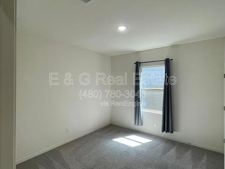 19436 W Elm St — Photo 19