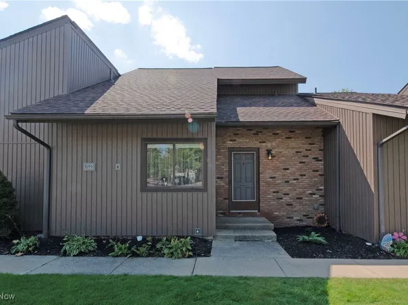 1090 Fleetwood Dr APT B, Northfield, OH 44067