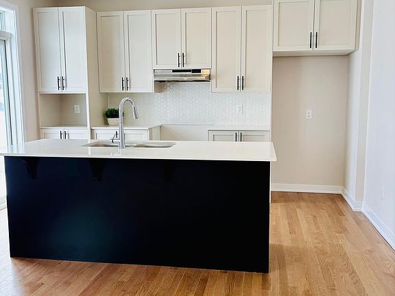 2nd image of 170 Conservancy Dr