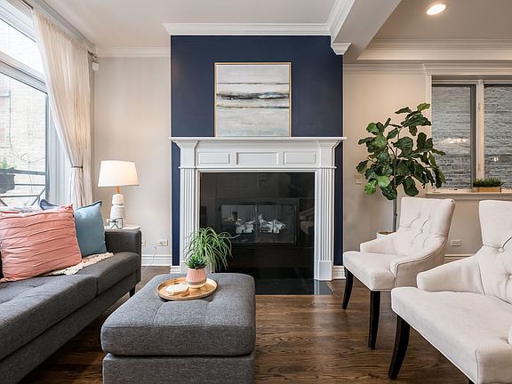 3rd image of 1523 W Thomas St #1