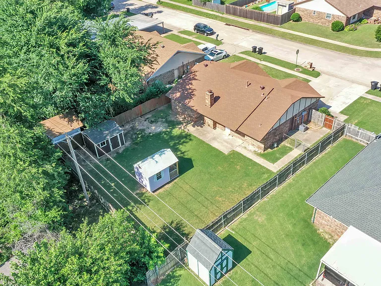 512 N Morgan Dr — Photo 12