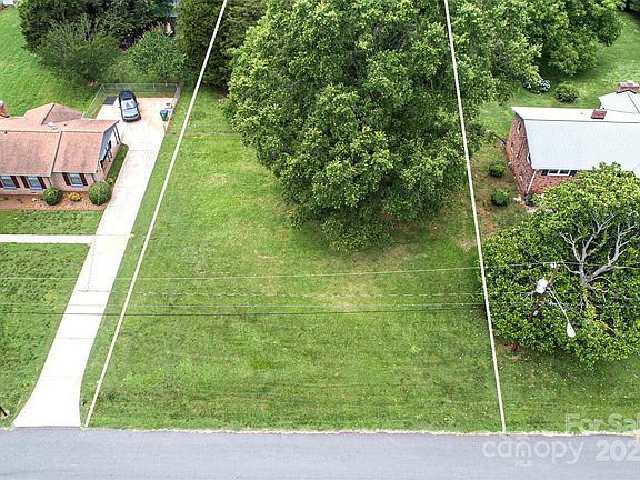 5th image of 1224 Manchester Ln