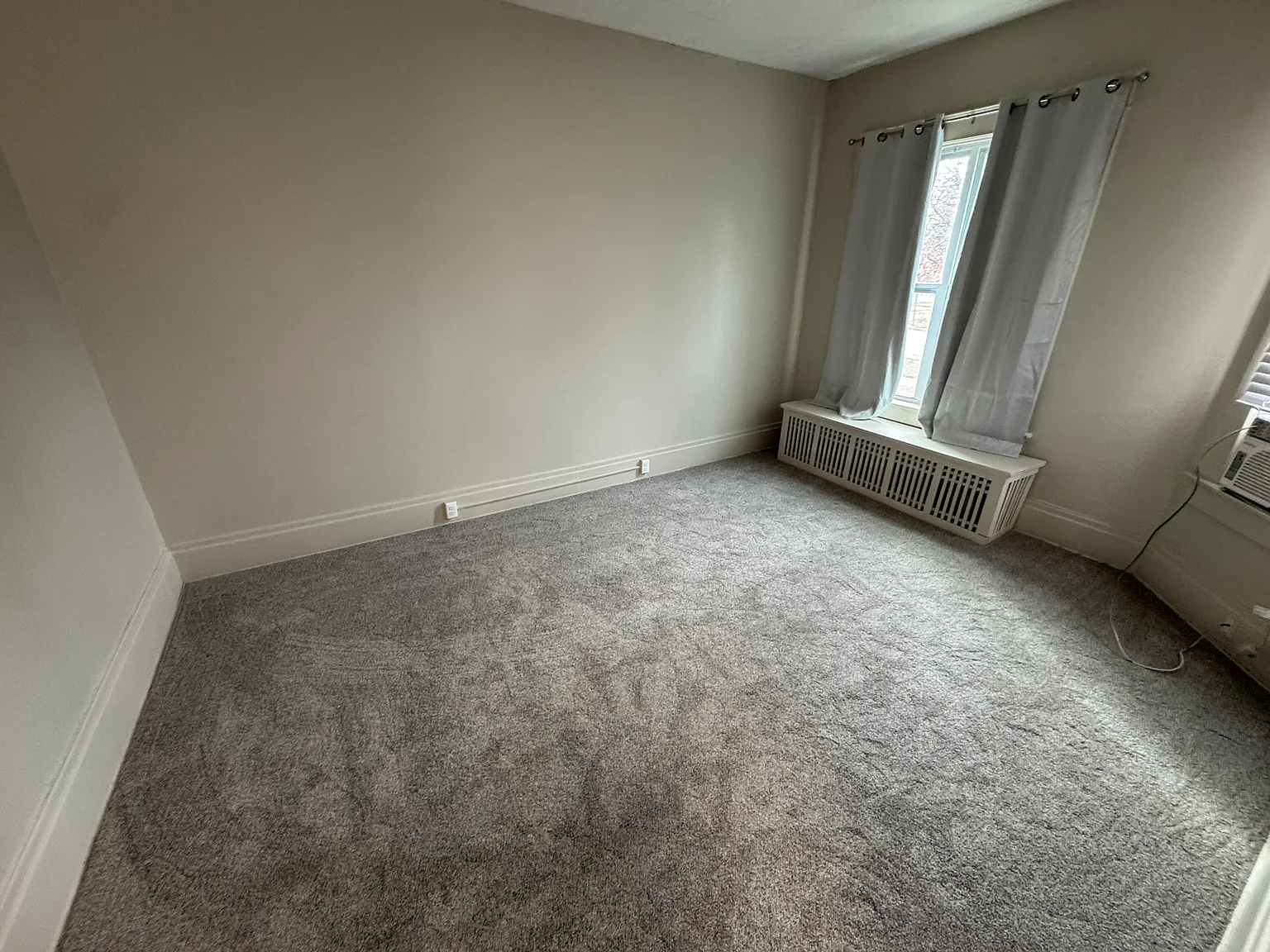 1405 N Broad St — Photo 4