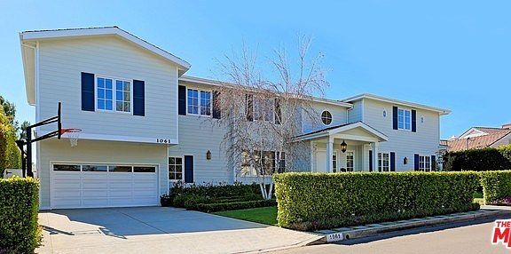 4th image of 1061 Villa View Dr