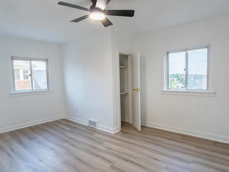 448 Eureka St — Photo 12