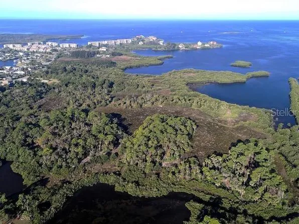 Bay Blvd, Pt Richey, FL 34668