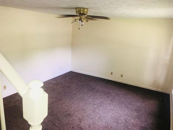 3rd image of 297 Audrea Ln