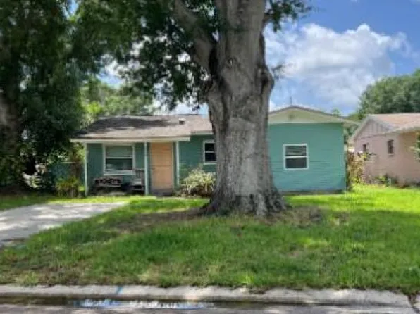 5820 Cypress St N, Saint Petersburg, FL 33703